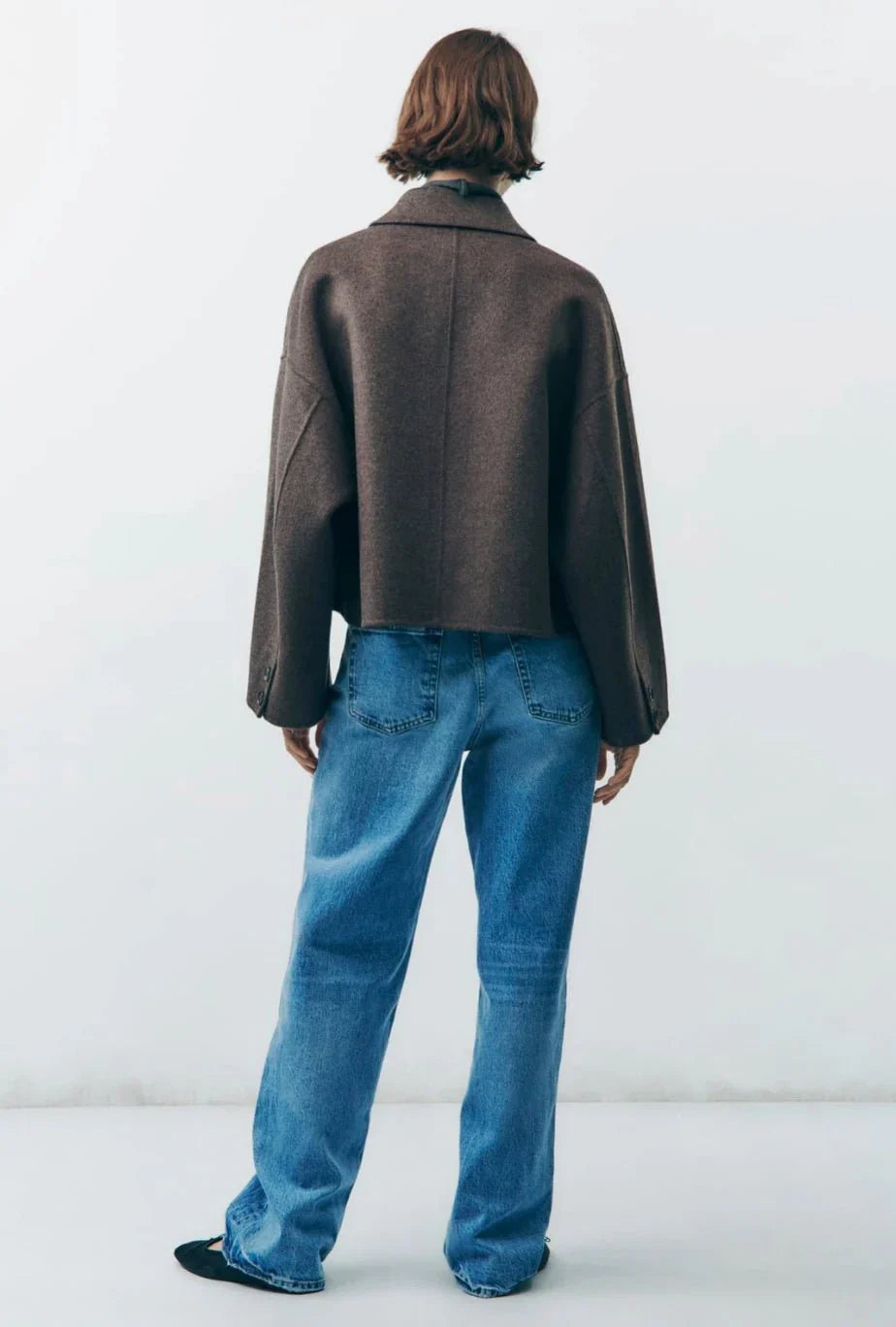 Maelis™ | Damer Cropped Uldfrakke | Minimalistisk Jakke med Krave og Boxy Pasform
