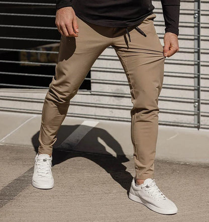 Nilo | Slim Fit Joggingbukser til Herrer med Taperede Ben og Elastisk Talje