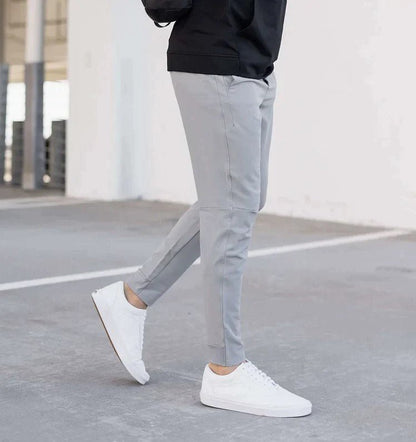 Nilo | Slim Fit Joggingbukser til Herrer med Taperede Ben og Elastisk Talje