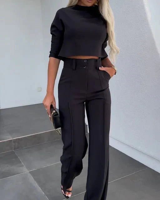 Marisse | To-delt Sæt til Damer Med Cropped Top og Høj Talje Bukser med Vide Ben
