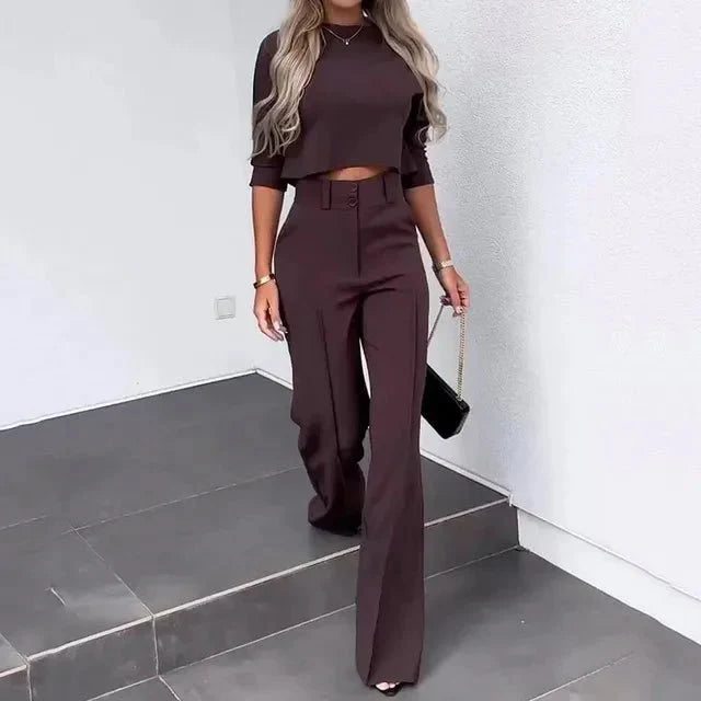 Marisse | To-delt Sæt til Damer Med Cropped Top og Høj Talje Bukser med Vide Ben