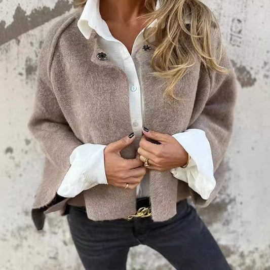 Selina™ | Kort Jakke med Flæseærmer og Blød Cashmere